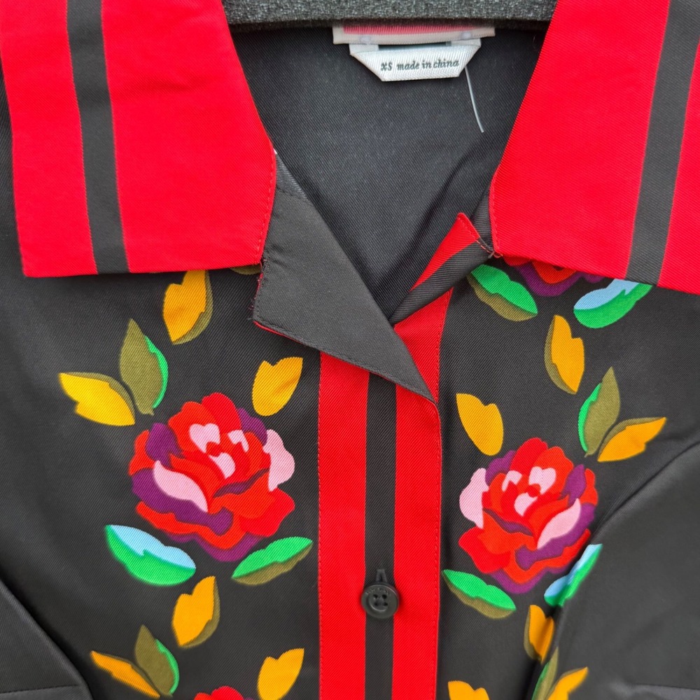 Kate Spade New York Sz XS Rose Border Silk Blend Shirt Black Red Floral K9704 - Picture 3 of 14